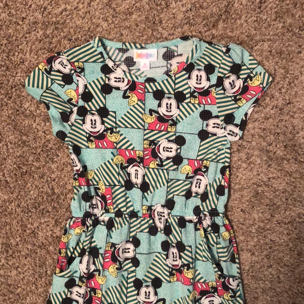 Lularoe kids Mae dress Mickey Mouse size 8 pockets